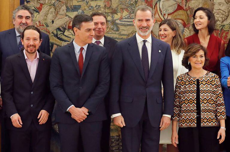 New Spanish Government Spain S New Cabinet Is Sworn In Before